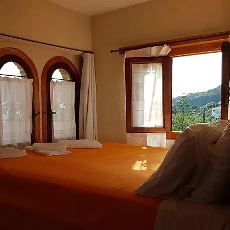 Castello Bellos Tower Apartment